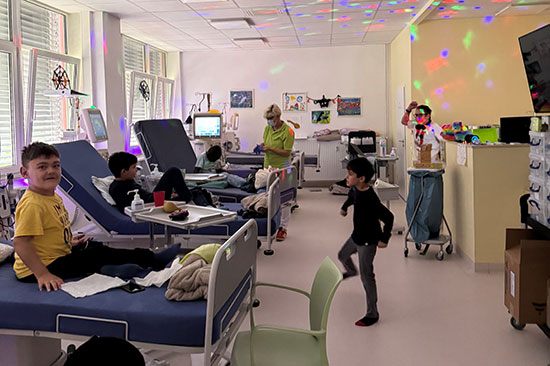 Disco-Party in der Kinderdialyse Bonn: Ein Highlight in den Herbstferien